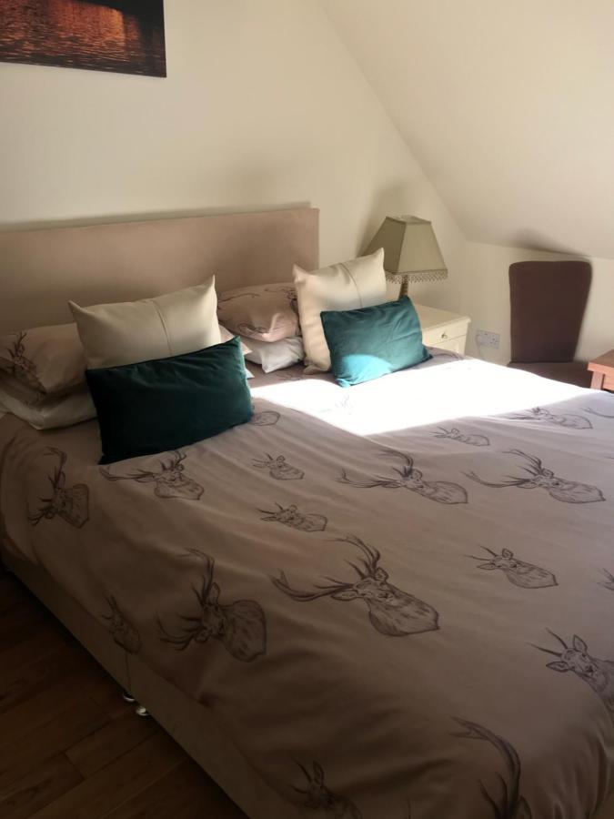 Апартаменты Culag Lochside Self Catering Лусс Экстерьер фото