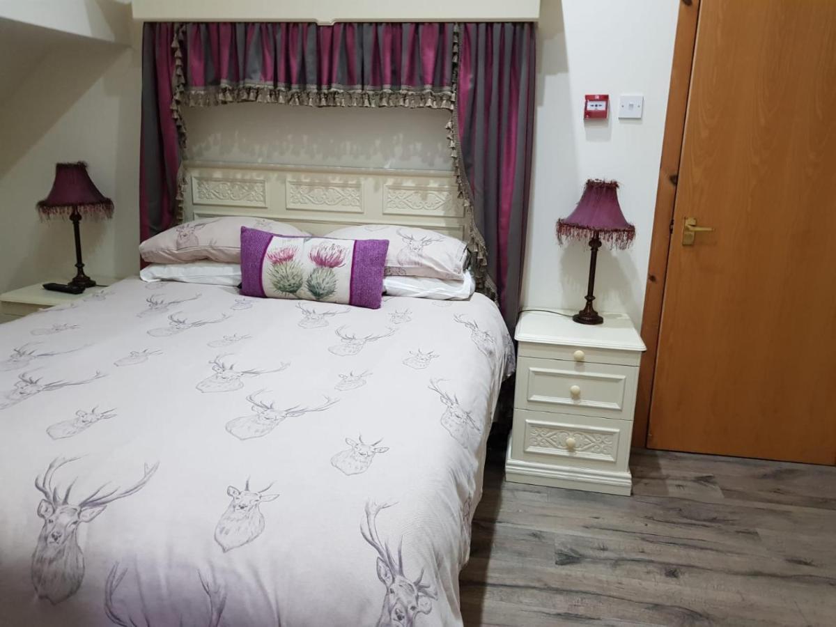Апартаменты Culag Lochside Self Catering Лусс Экстерьер фото